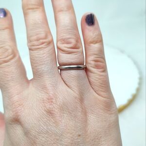 Size 7 Sterling Silver Band Ring